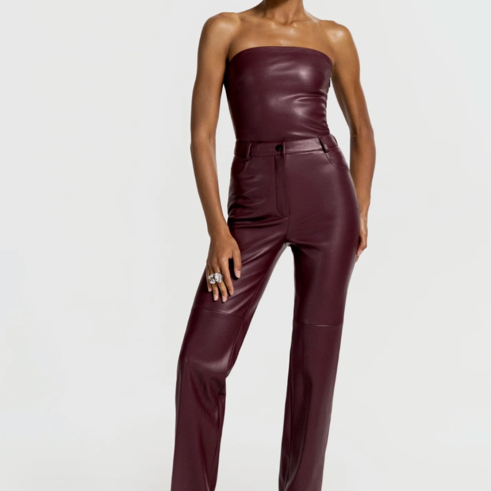 CULTNAKED Killa bandeau in Plum + Killa pants in Plum NEW
